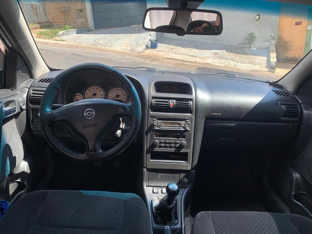Chevrolet Astra Hatch