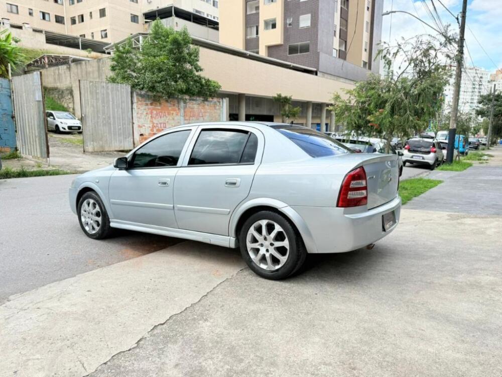 Chevrolet Astra Hatch