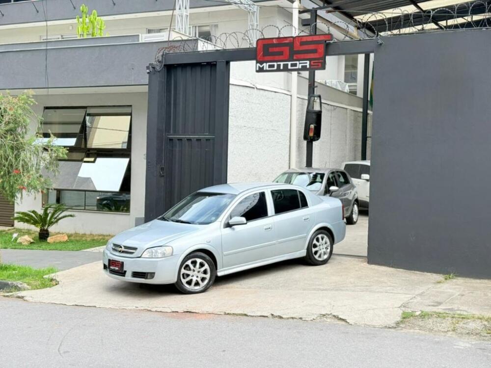 Chevrolet Astra Hatch