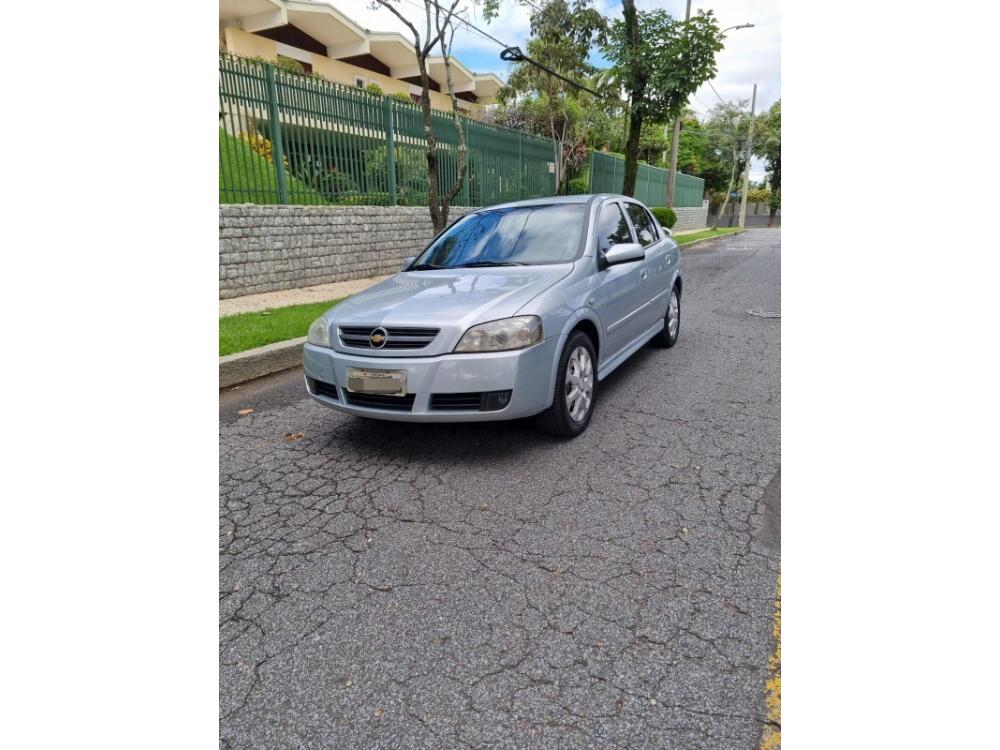 Chevrolet Astra Hatch