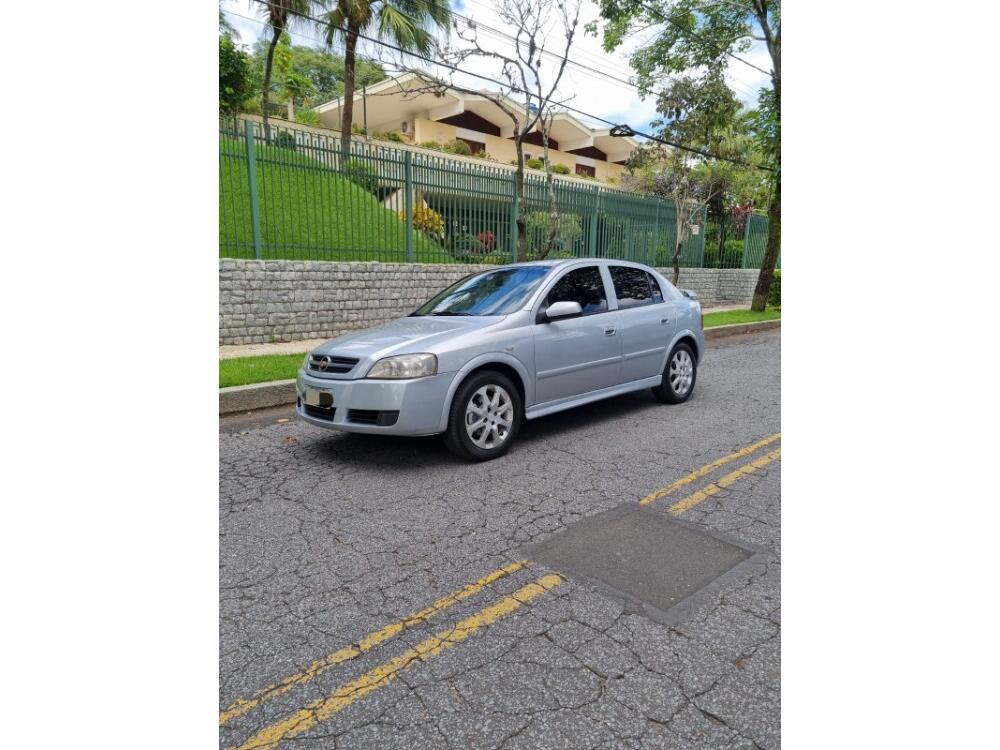 Chevrolet Astra Hatch