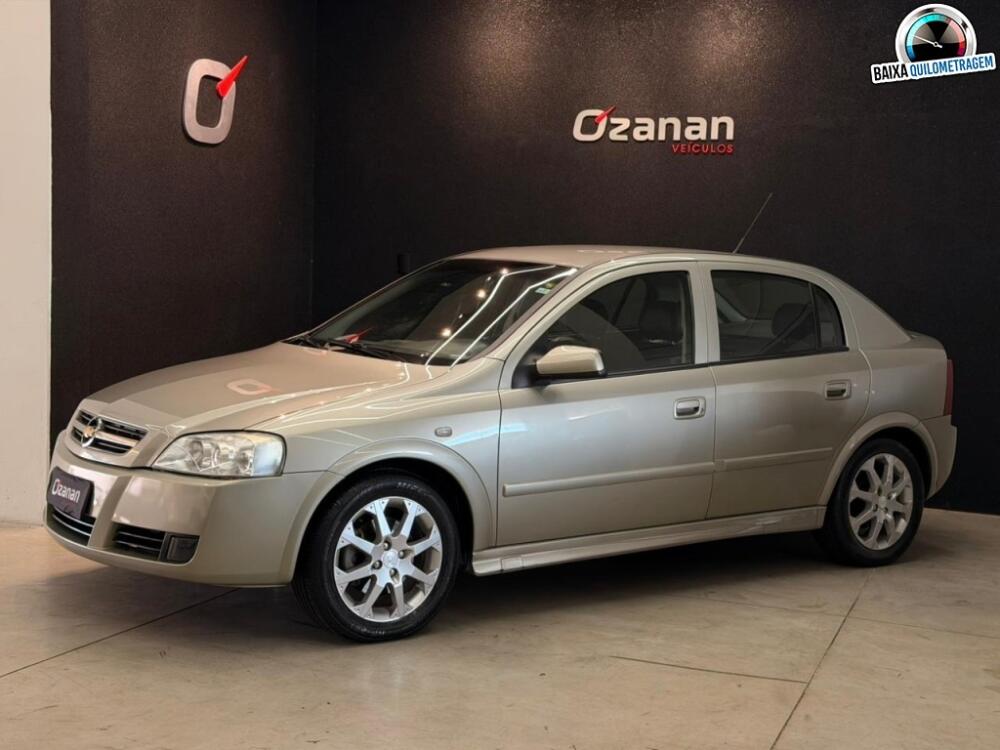 Chevrolet Astra Hatch