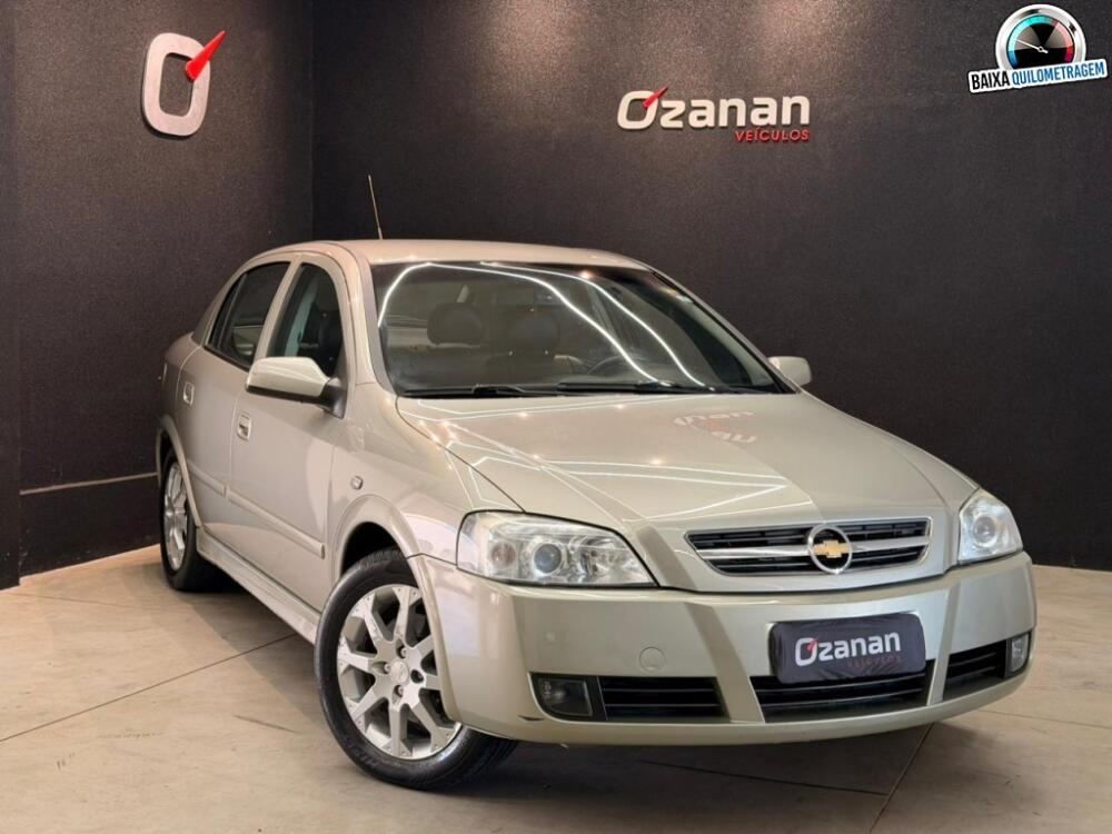 Chevrolet Astra Hatch