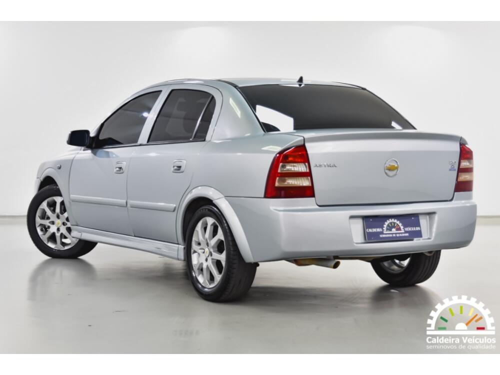 Chevrolet Astra Hatch