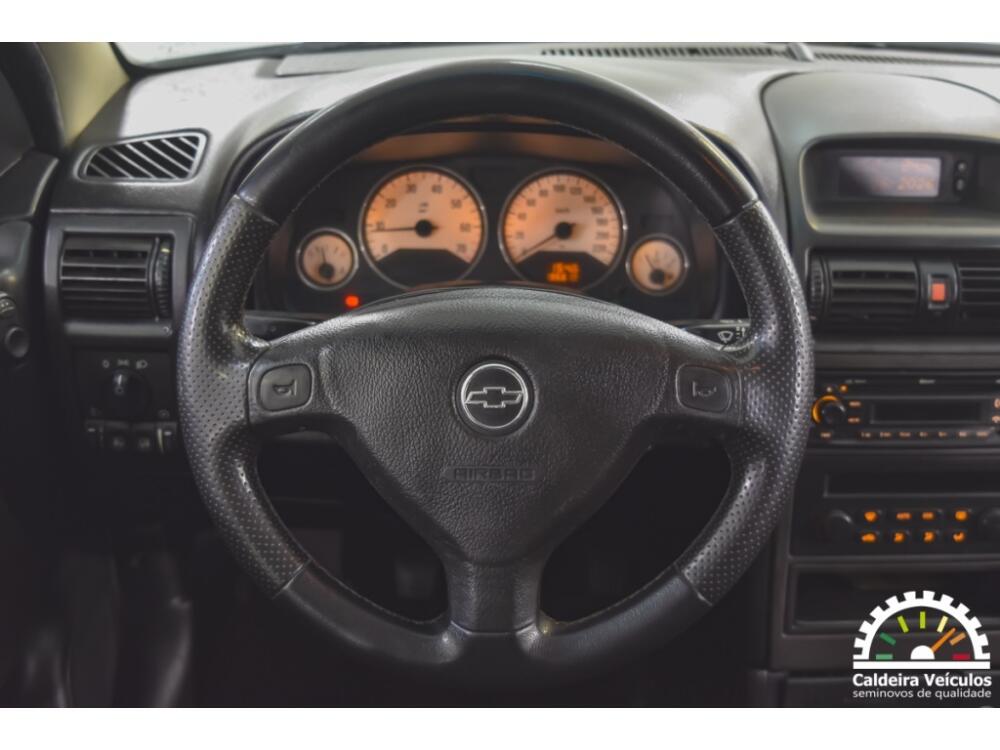 Chevrolet Astra Hatch