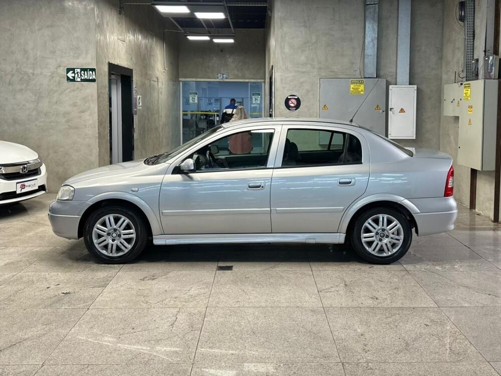 Chevrolet Astra Sedan