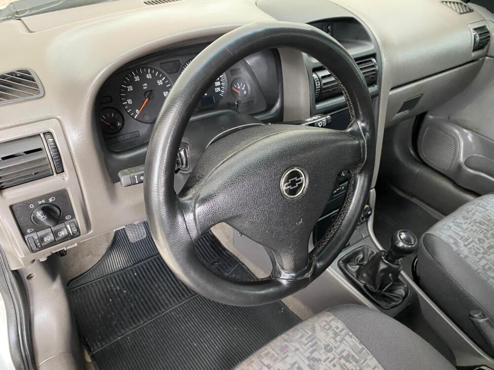 Chevrolet Astra Sedan