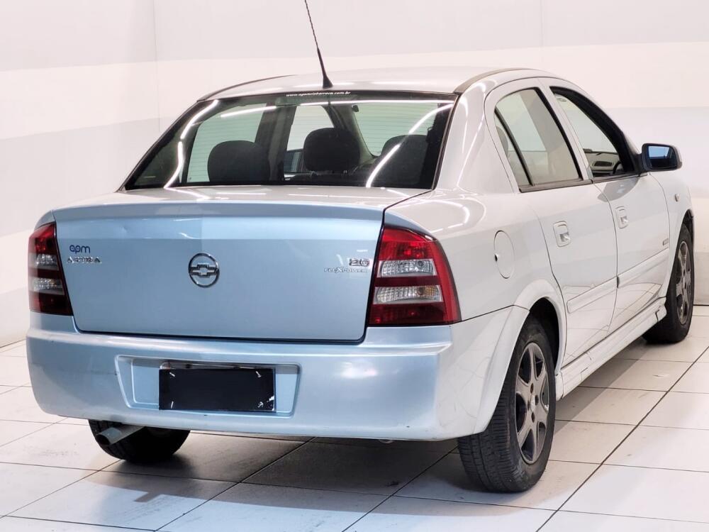 Chevrolet Astra Sedan