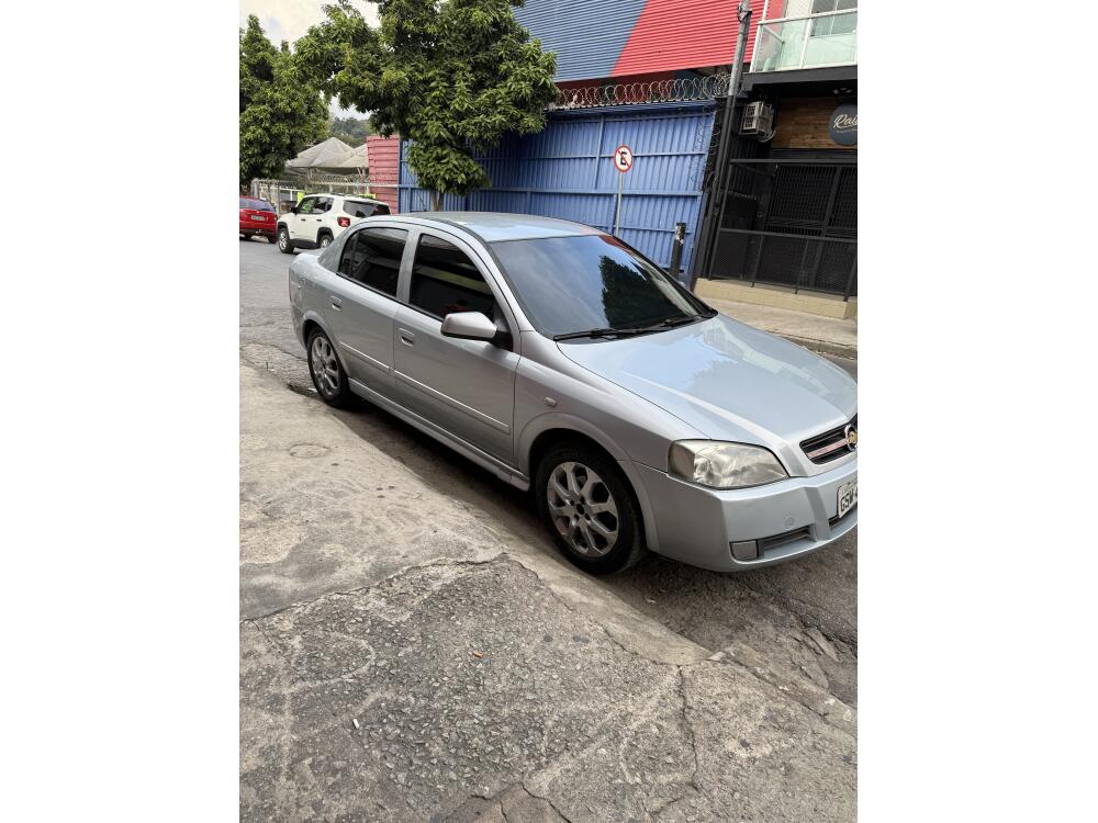Chevrolet Astra Sedan