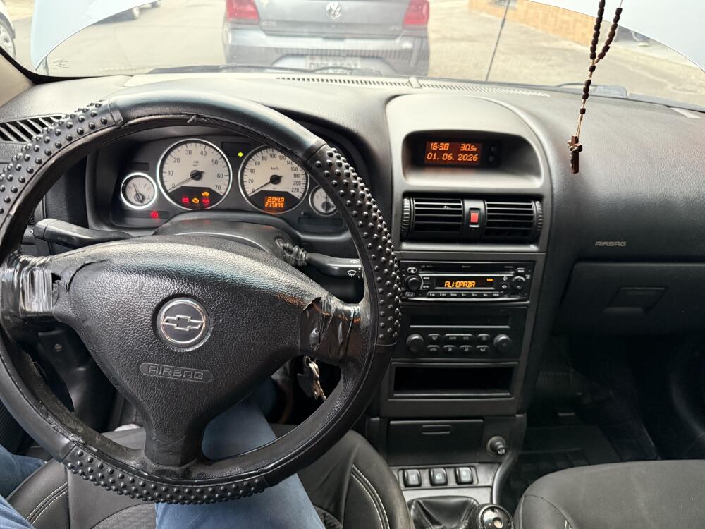 Chevrolet Astra Sedan