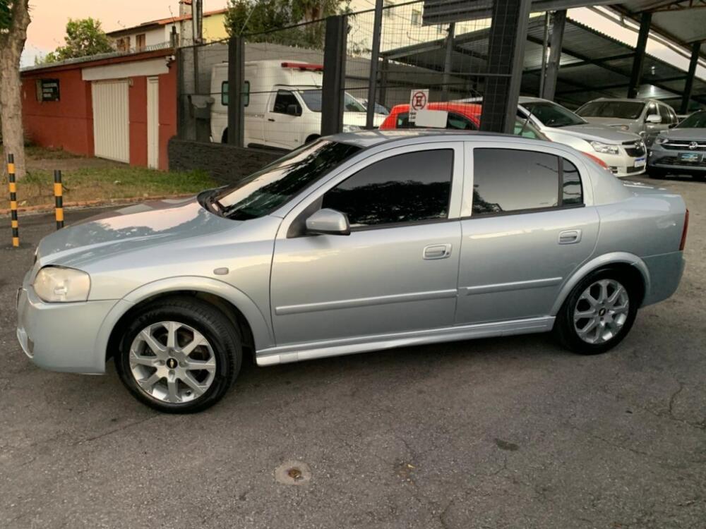 Chevrolet Astra Sedan