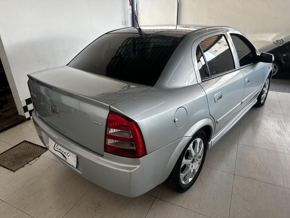 Chevrolet Astra Sedan