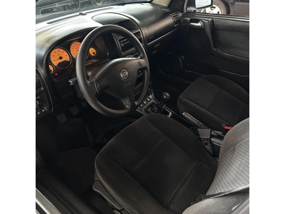 Chevrolet Astra Sedan