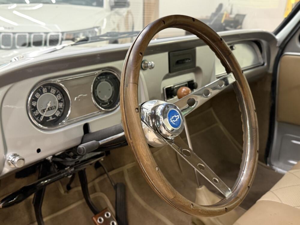 Chevrolet C 10