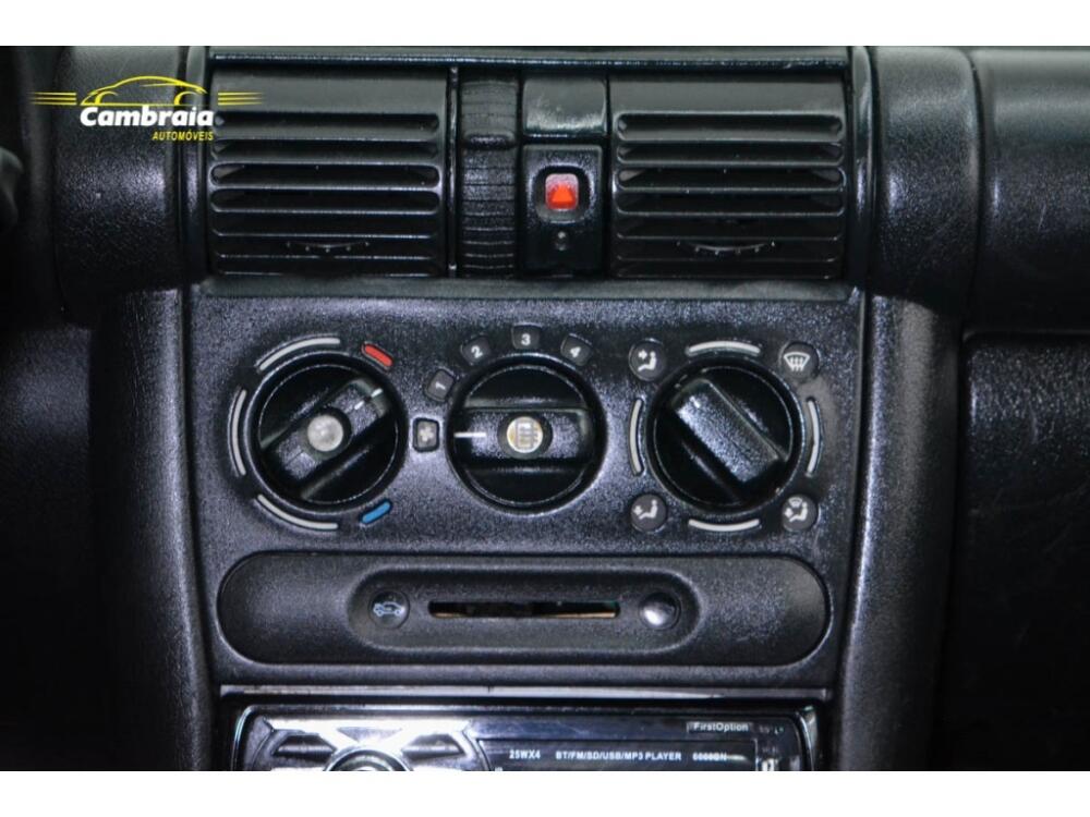 Chevrolet Corsa Sedan