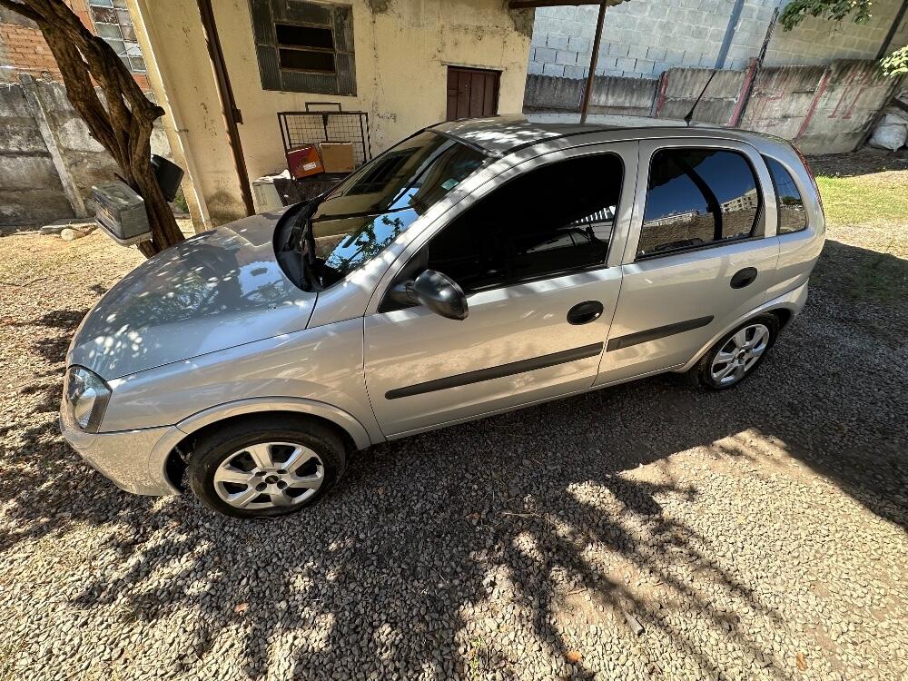 Chevrolet Corsa Hatch