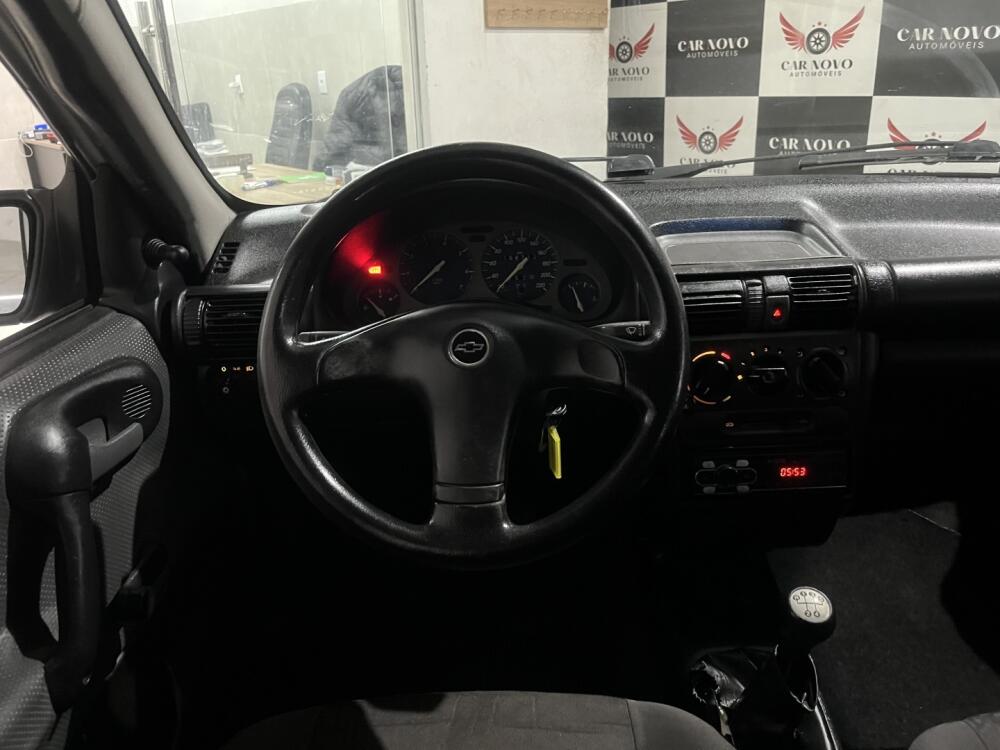 Chevrolet Corsa Hatch