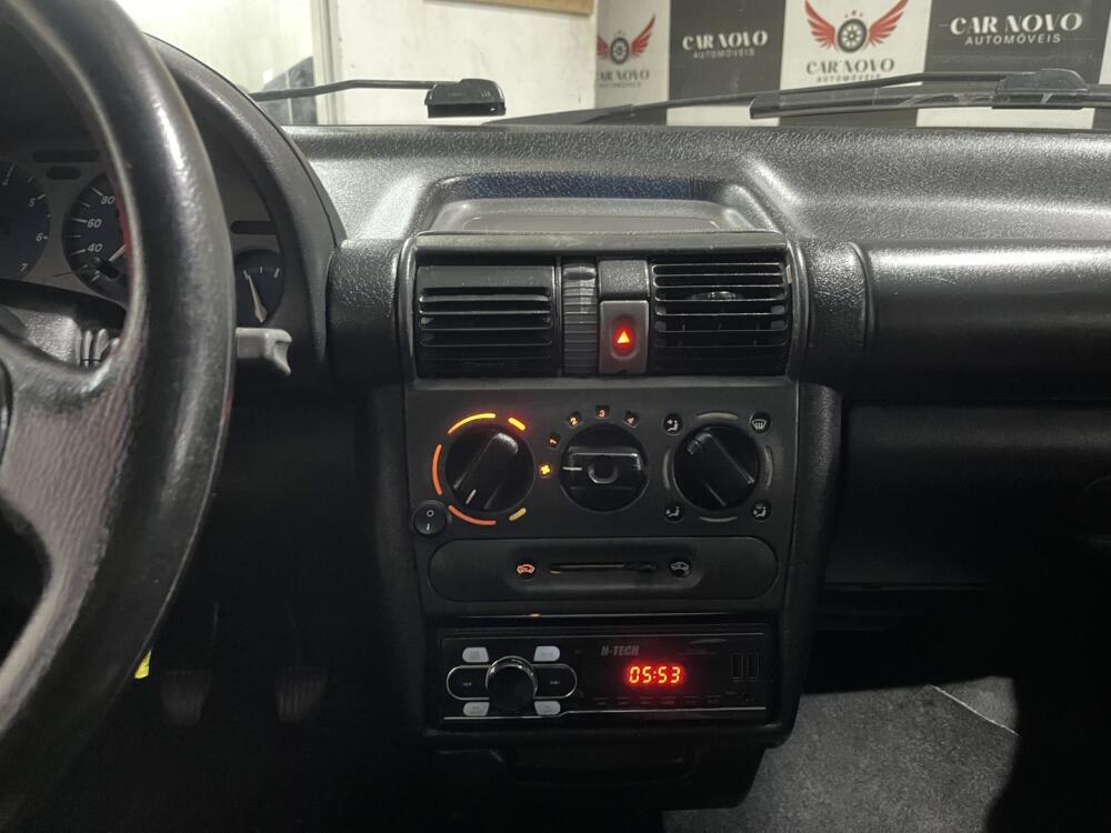 Chevrolet Corsa Hatch