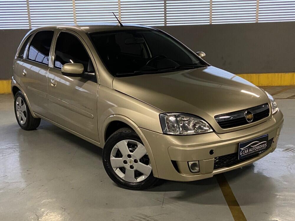 Chevrolet Corsa Hatch