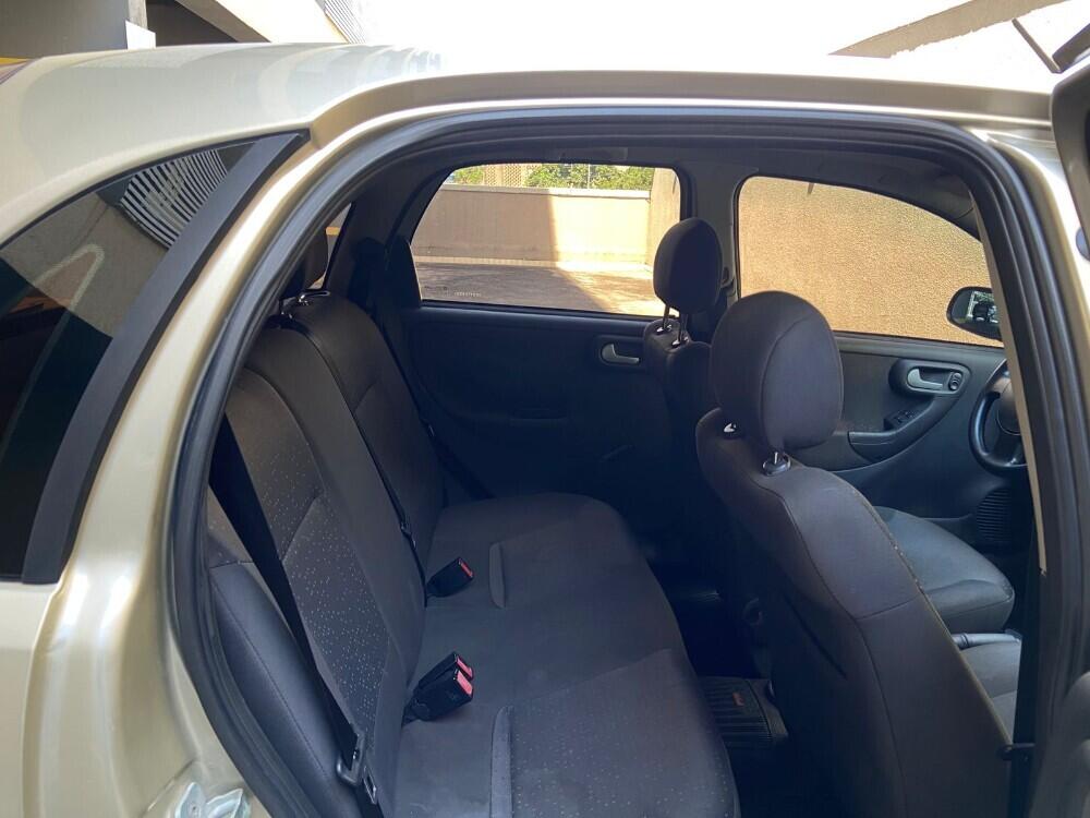 Chevrolet Corsa Hatch