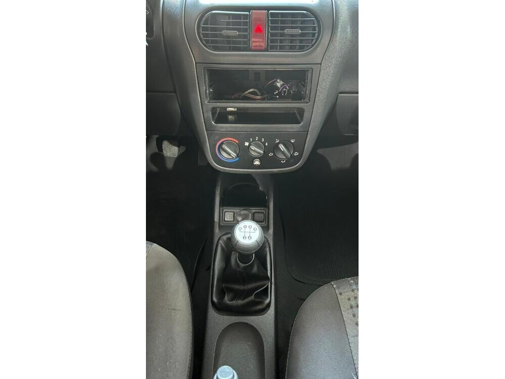 Chevrolet Corsa Hatch