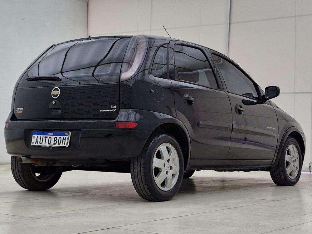 Chevrolet Corsa Hatch