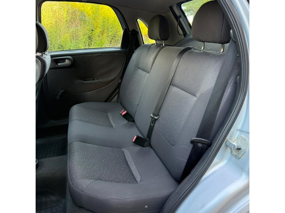 Chevrolet Corsa Hatch