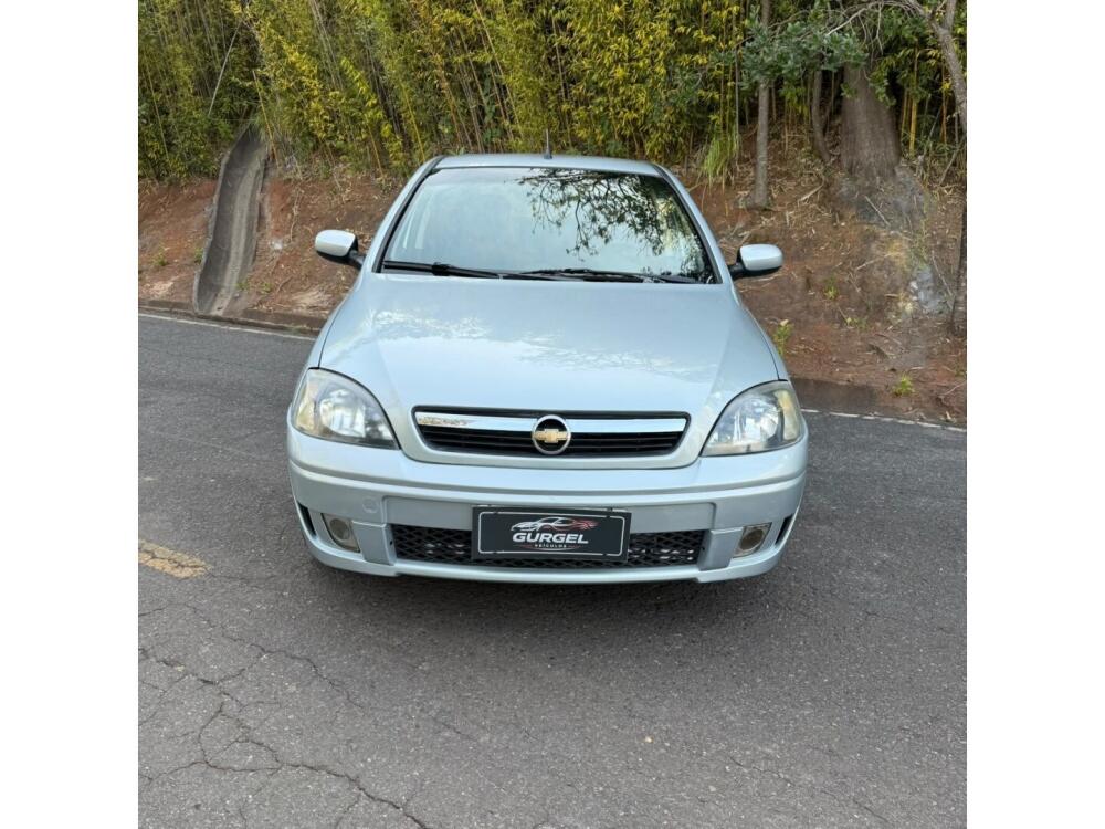 Chevrolet Corsa Hatch