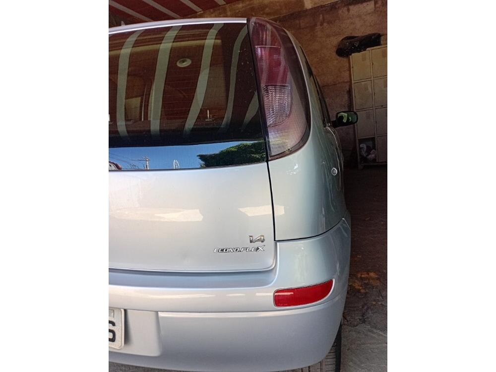 Chevrolet Corsa Hatch