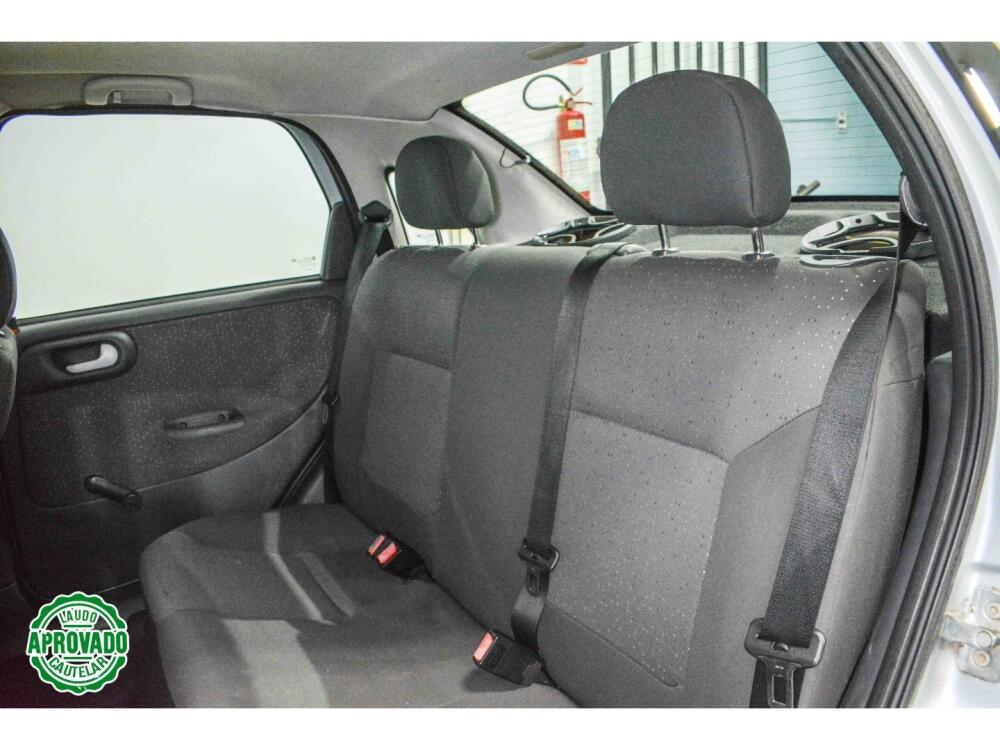 Chevrolet Corsa Sedan