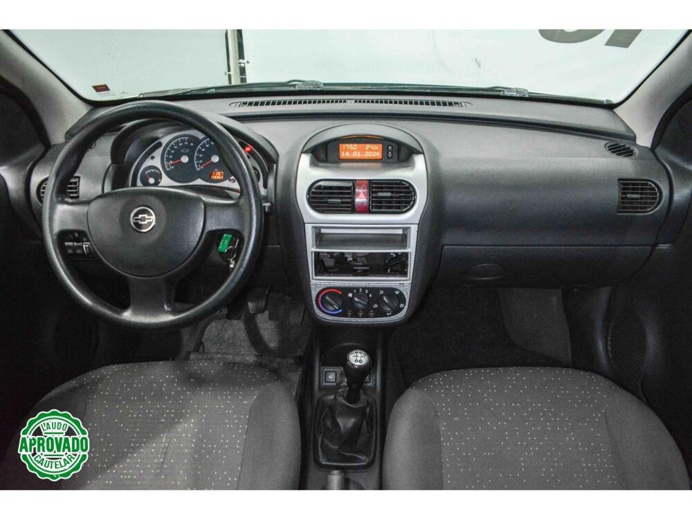 Chevrolet Corsa Sedan