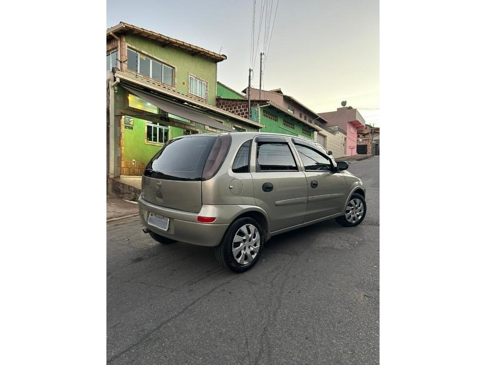 Chevrolet Corsa Hatch