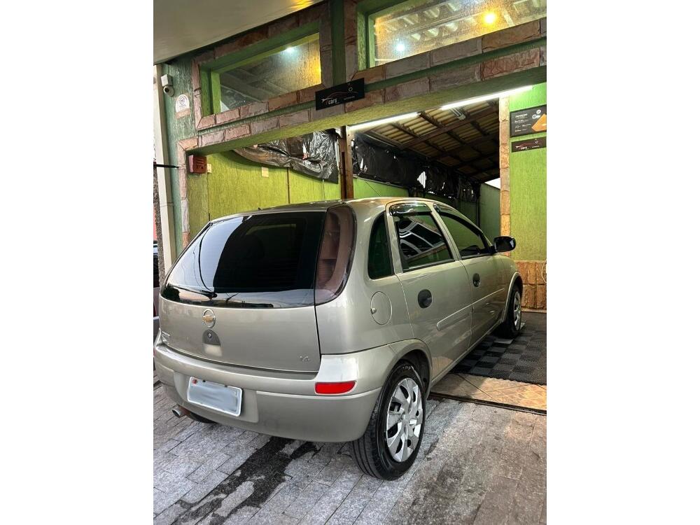 Chevrolet Corsa Hatch