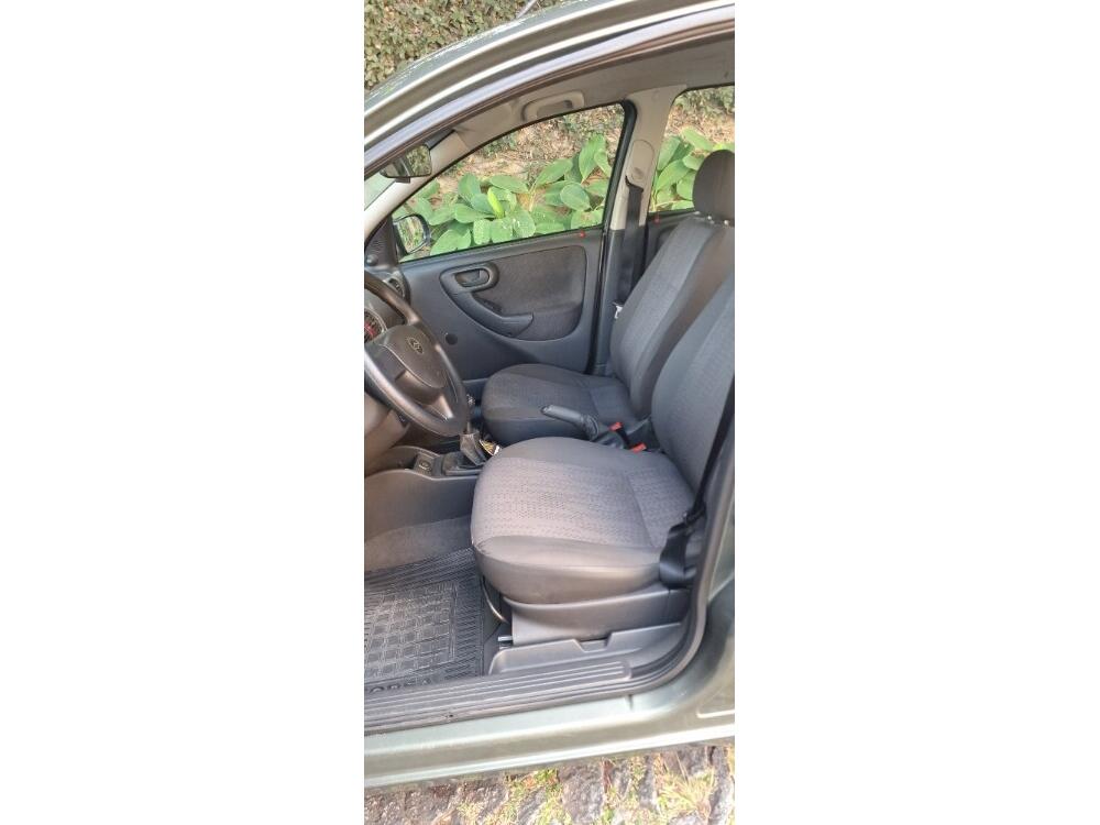 Chevrolet Corsa Hatch