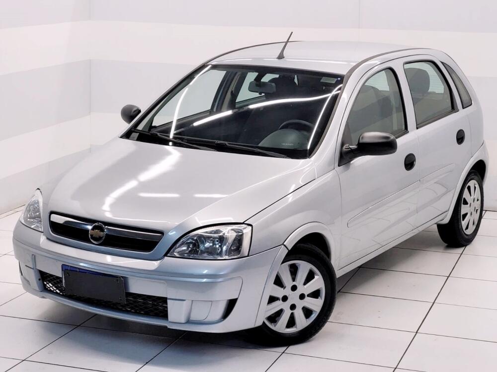 Chevrolet Corsa Hatch