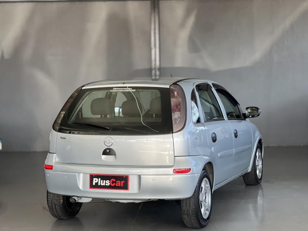 Chevrolet Corsa Hatch