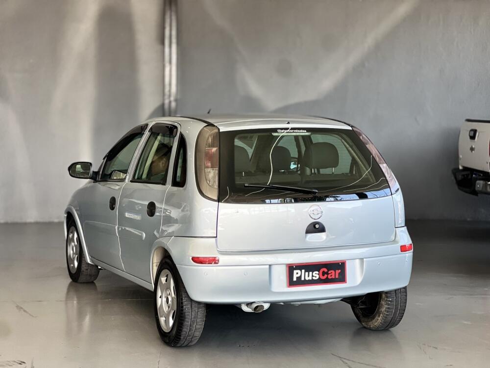Chevrolet Corsa Hatch