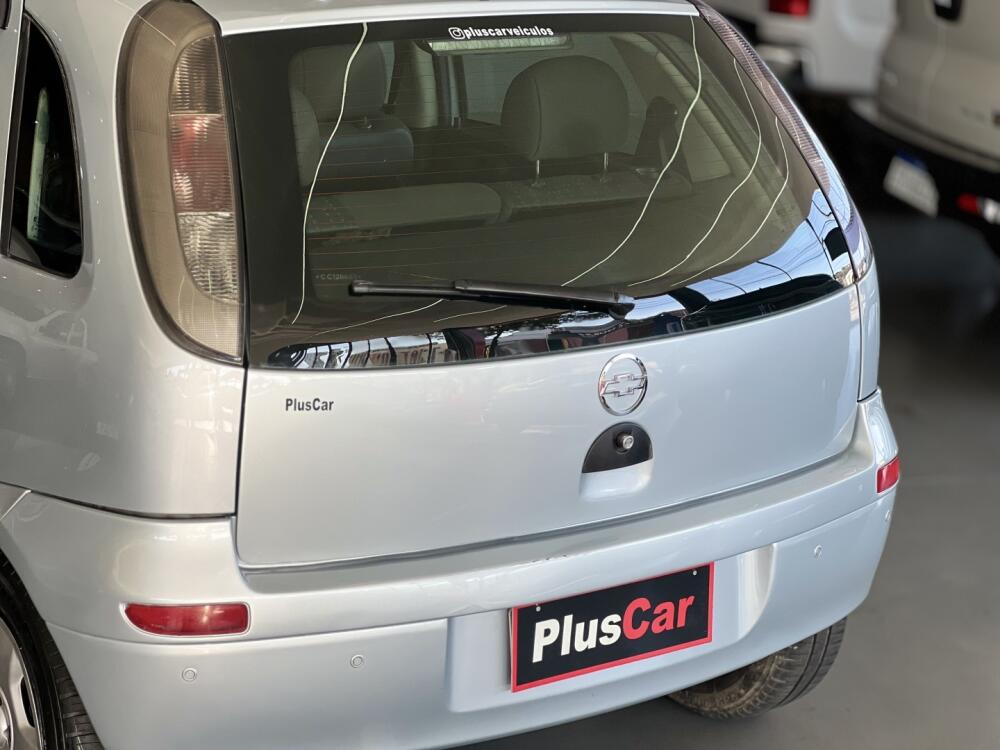 Chevrolet Corsa Hatch