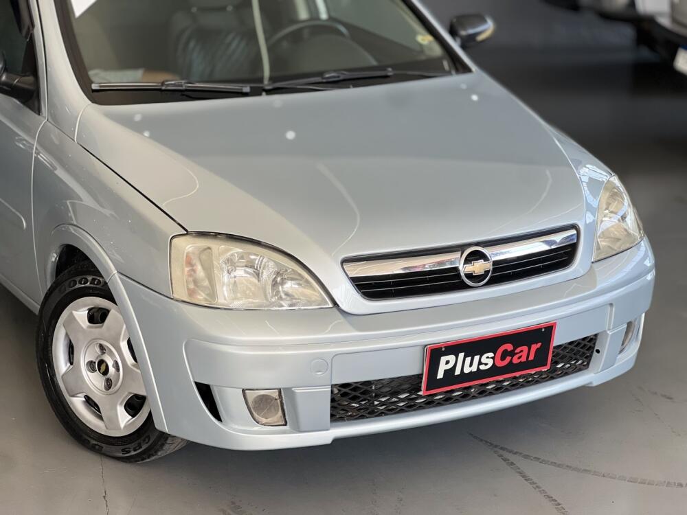 Chevrolet Corsa Hatch