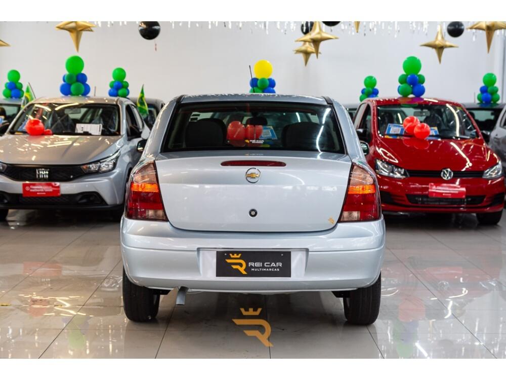 Chevrolet Corsa Hatch