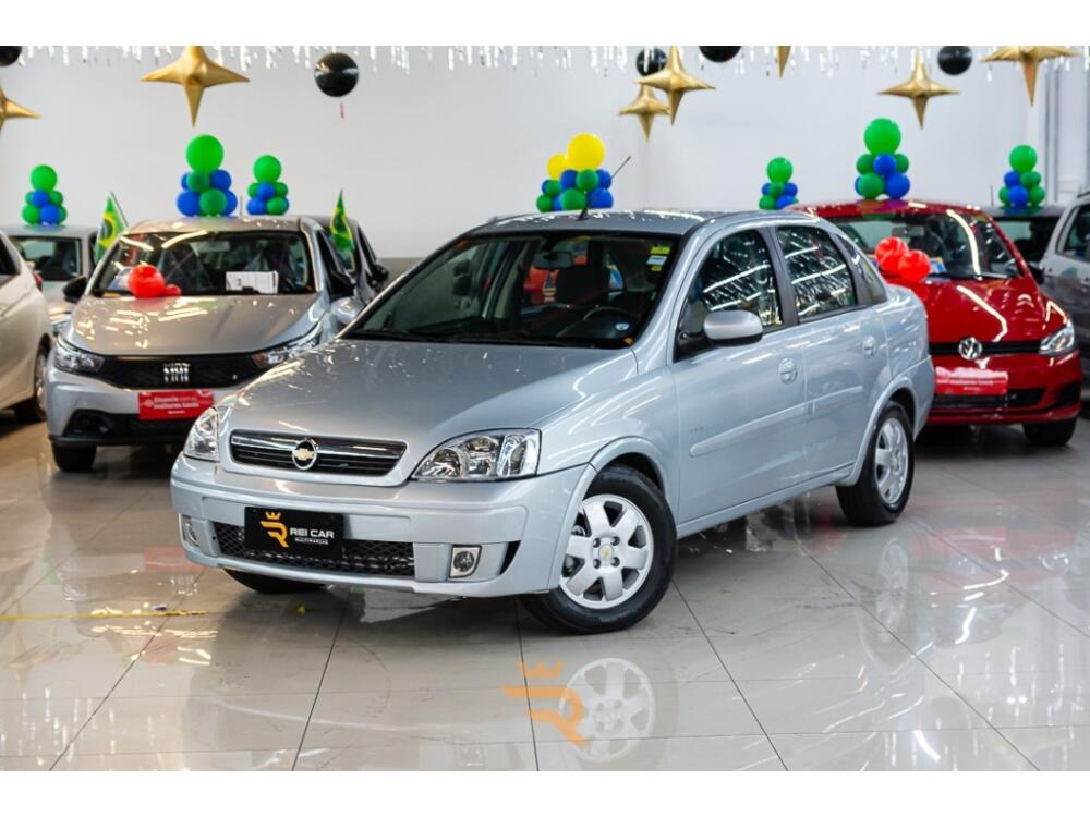 Chevrolet Corsa Hatch