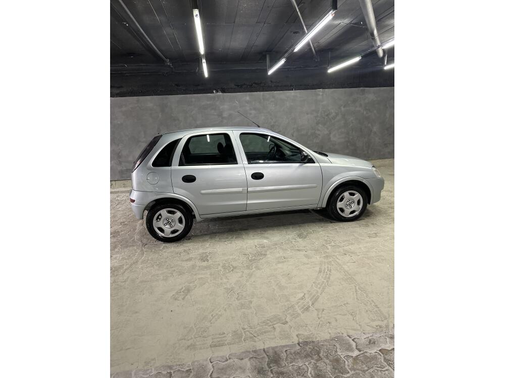 Chevrolet Corsa Hatch