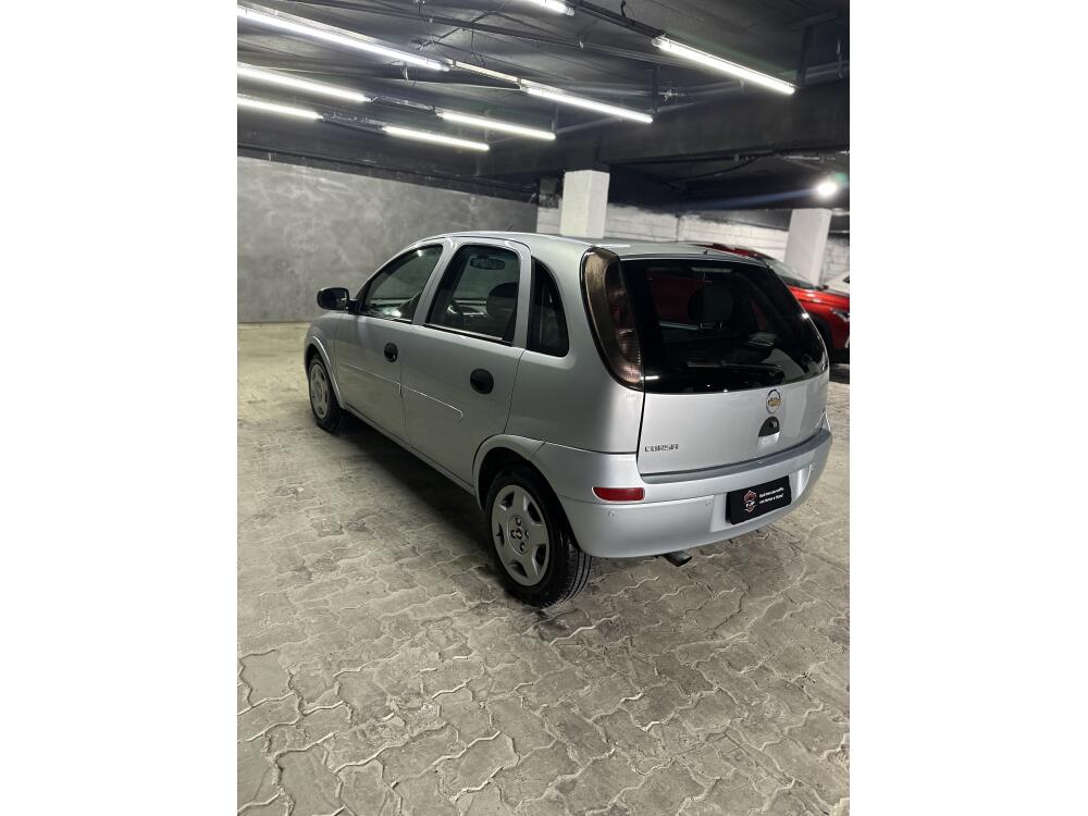 Chevrolet Corsa Hatch