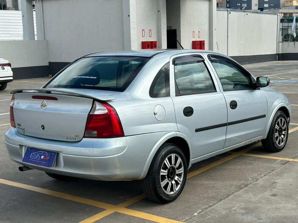 Chevrolet Corsa Sedan