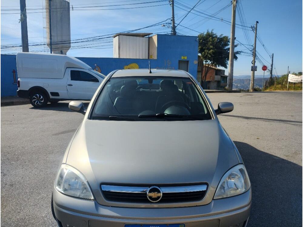 Chevrolet Corsa Sedan