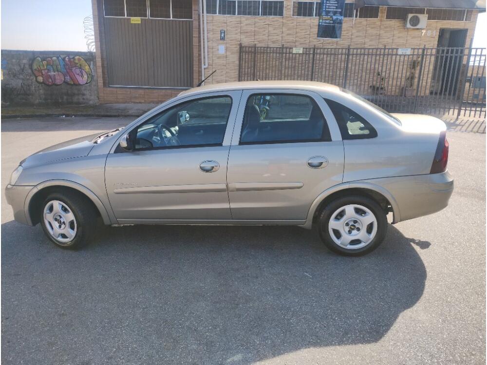 Chevrolet Corsa Sedan