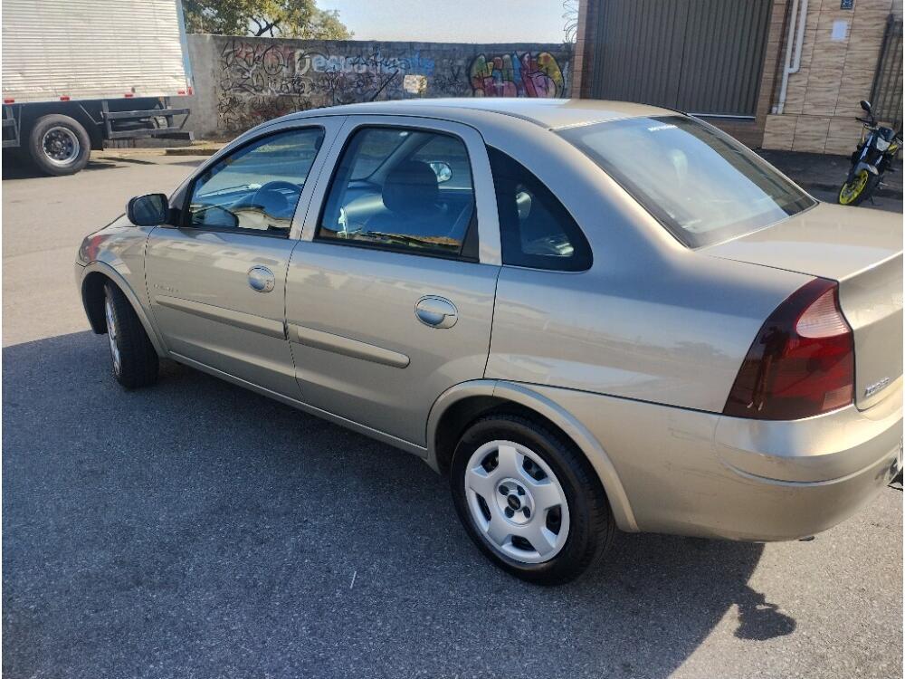 Chevrolet Corsa Sedan