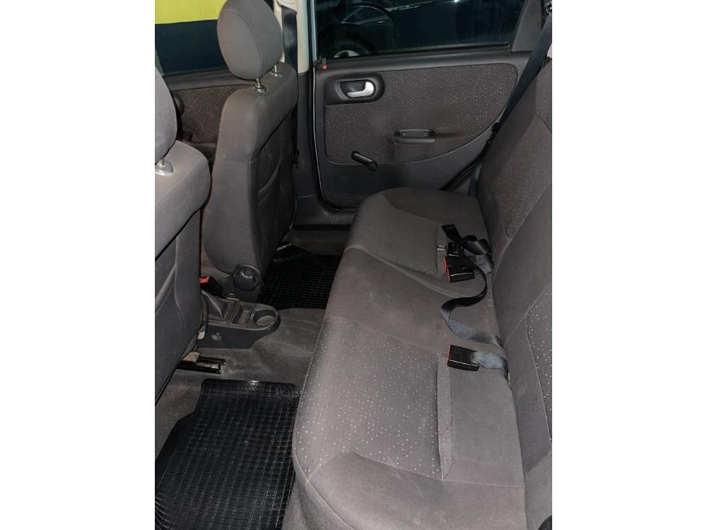 Chevrolet Corsa Sedan