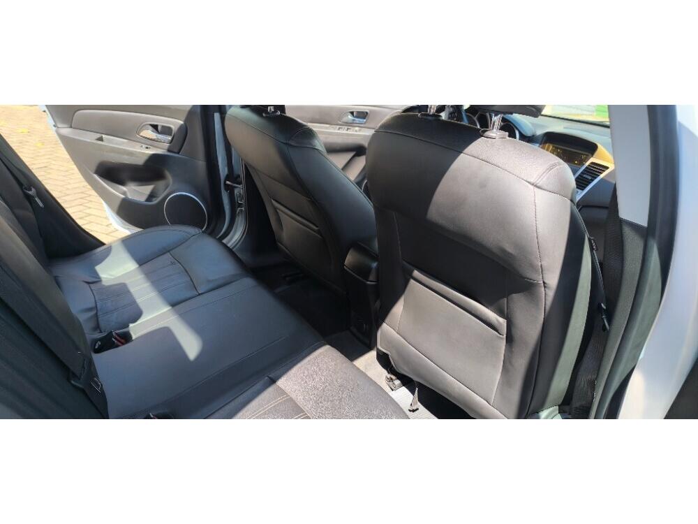 Chevrolet Cruze Sedan