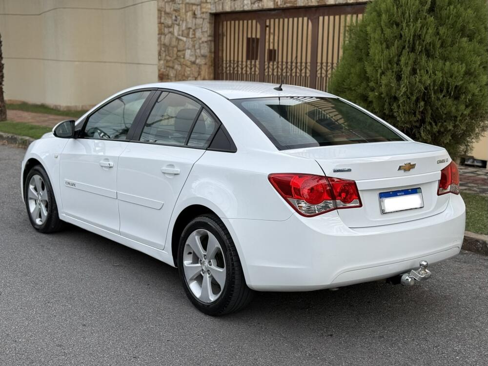 Chevrolet Cruze Sedan